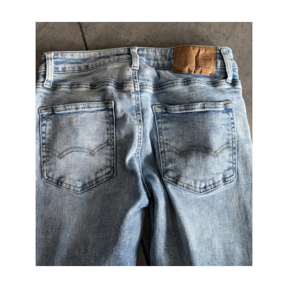 American Eagle Outfitters Women Light Wash Acid Wash Denim Jeans Size 28x30 - Picture 8 of 9